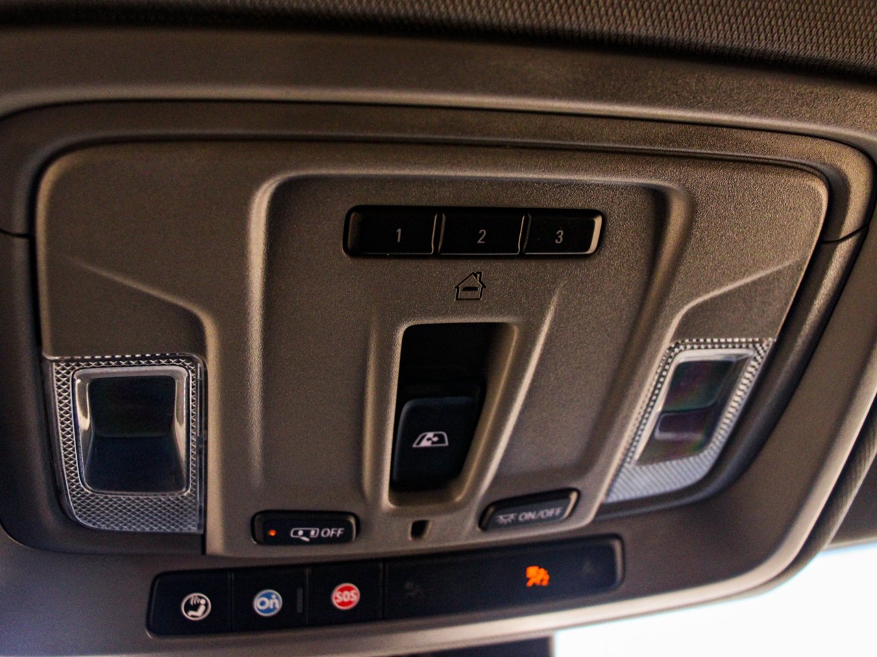 2024 GMC Sierra 1500 4WD Crew Cab 147 Elevation Black Sherwood Park - photo #27