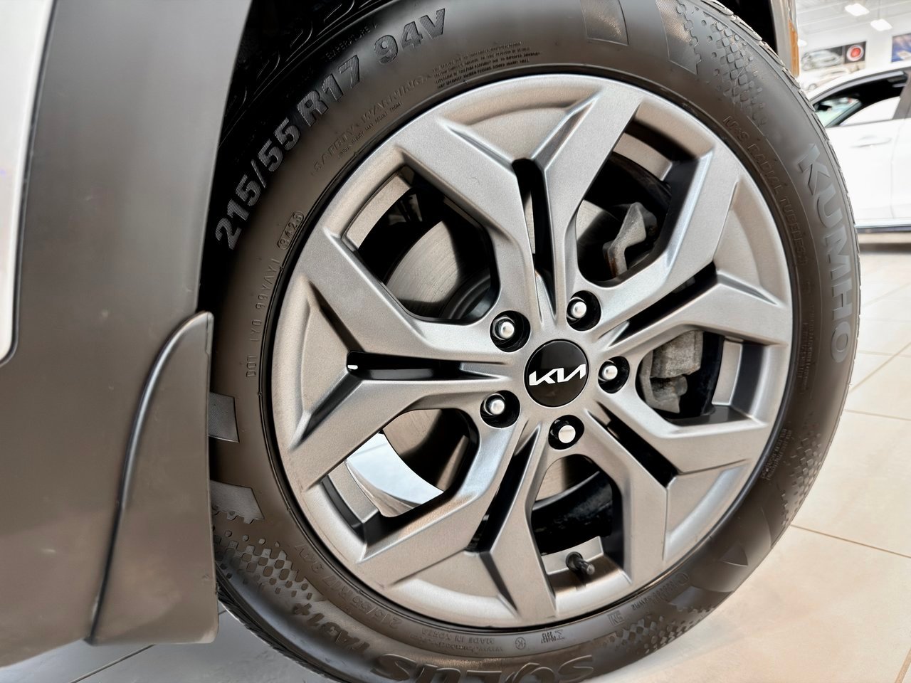 2024 Kia Seltos gray Notre-Dame-des-Prairies - photo #13