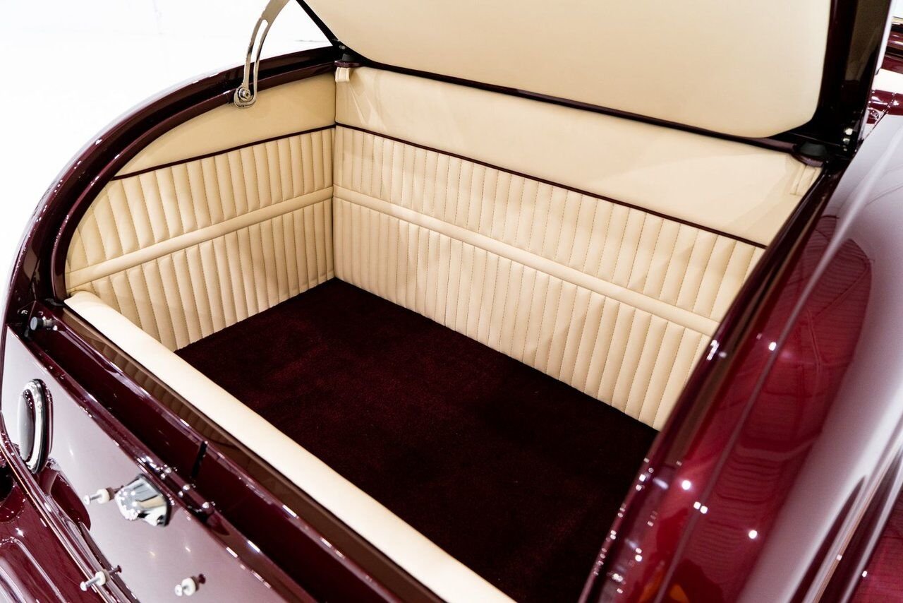 Ford Highboy Lobeck creation spectacular presentation **PRICE IN USD** 1932 Rouge Montréal - photo #66