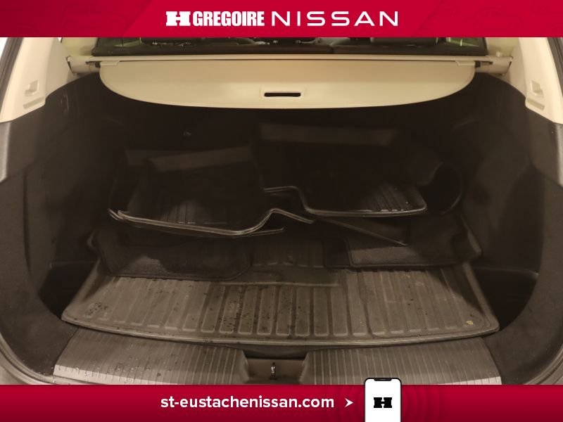 2023 Nissan Rogue White Laval - photo #40