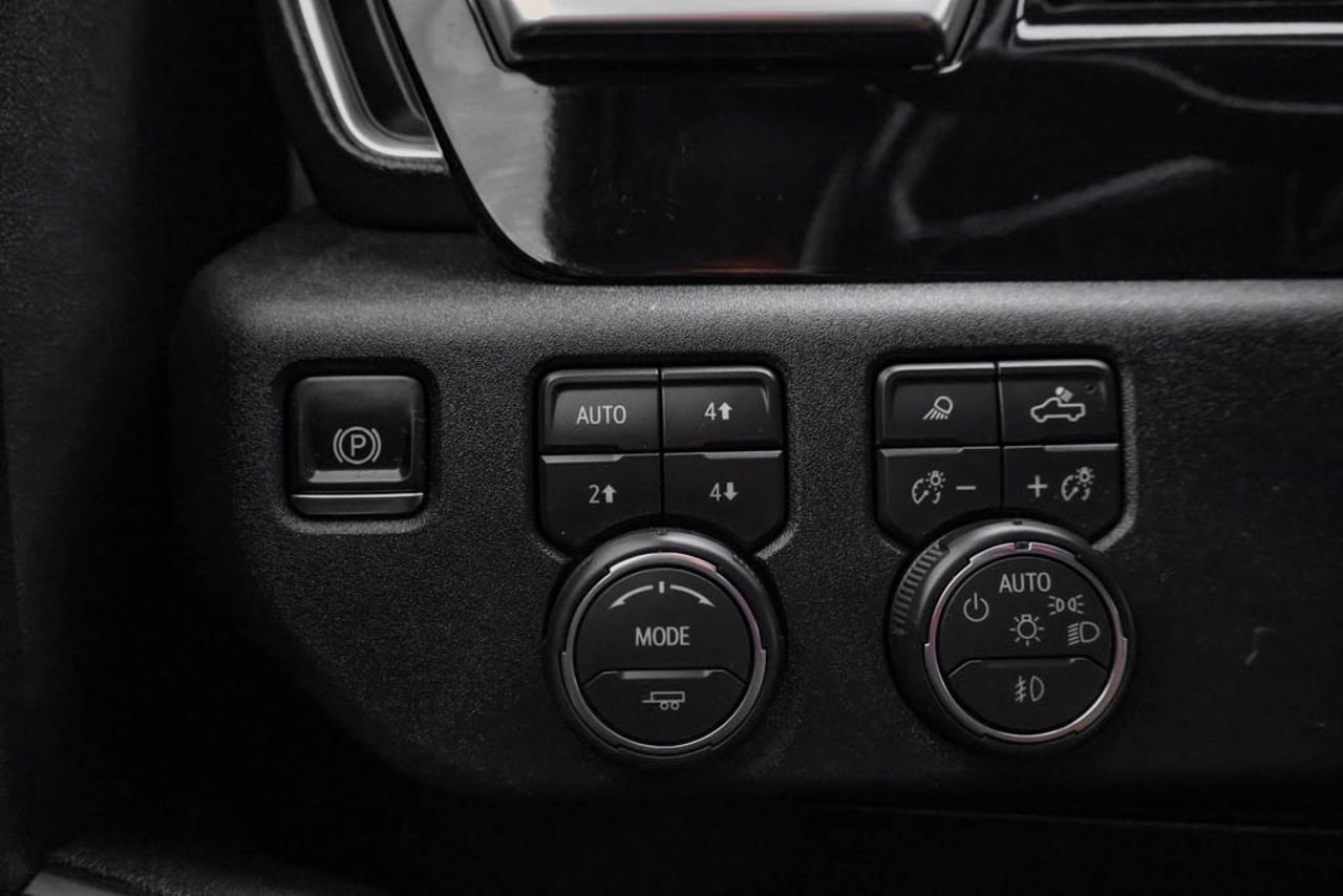2026 Chevrolet Silverado 3500HD 4WD Crew Cab 159 LT White Sherwood Park - photo #17