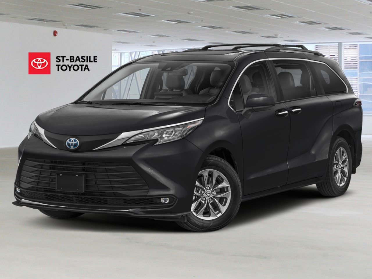 TOYOTA Sienna 2026 Noir minuit métallisé Saint-Basile-le-Grand - photo #0