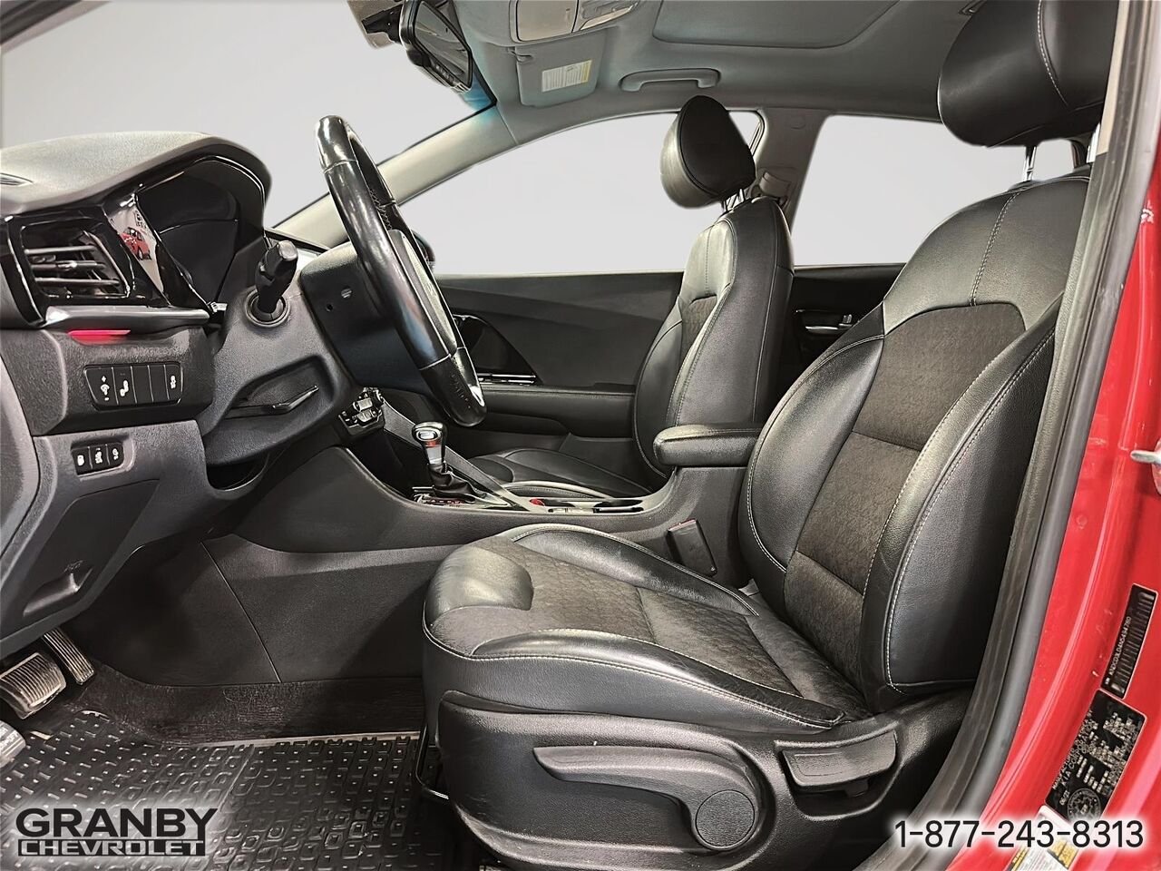 2022 Kia Niro Plug-in Hybrid EX TA | 25-0919B Red Granby - photo #10