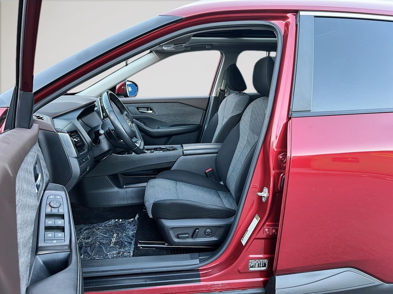 2022 Nissan Rogue SV TI Red Québec - photo #8
