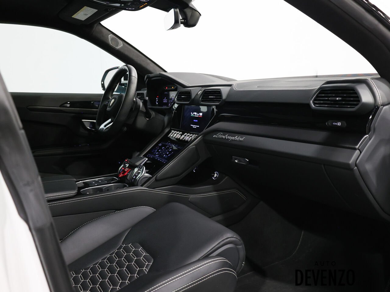 2022 Lamborghini Urus White Saint-Eustache - photo #7
