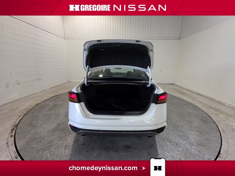2022 Nissan Altima Black Blainville - photo #29