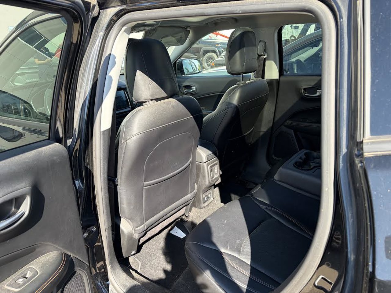 2017 Jeep Compass 4WD 4dr Limited Black Sherwood Park - photo #5
