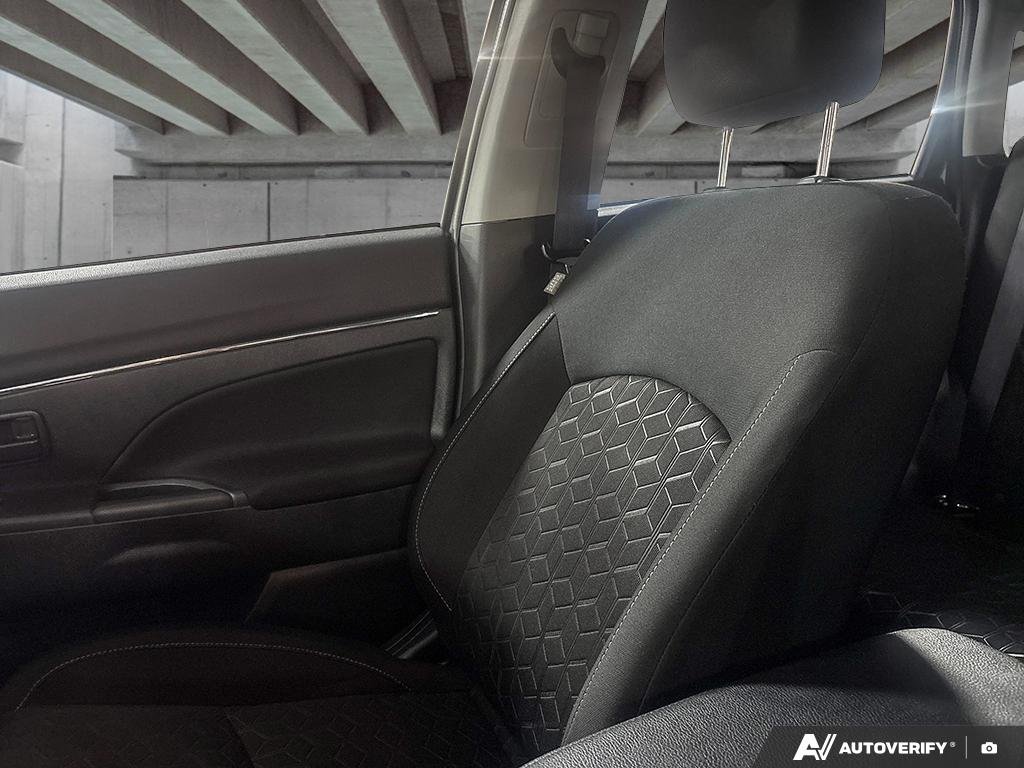2024 Mitsubishi RVR 264037 | ES, less than 32,000km very clean vehicle Grey Edmonton - photo #18