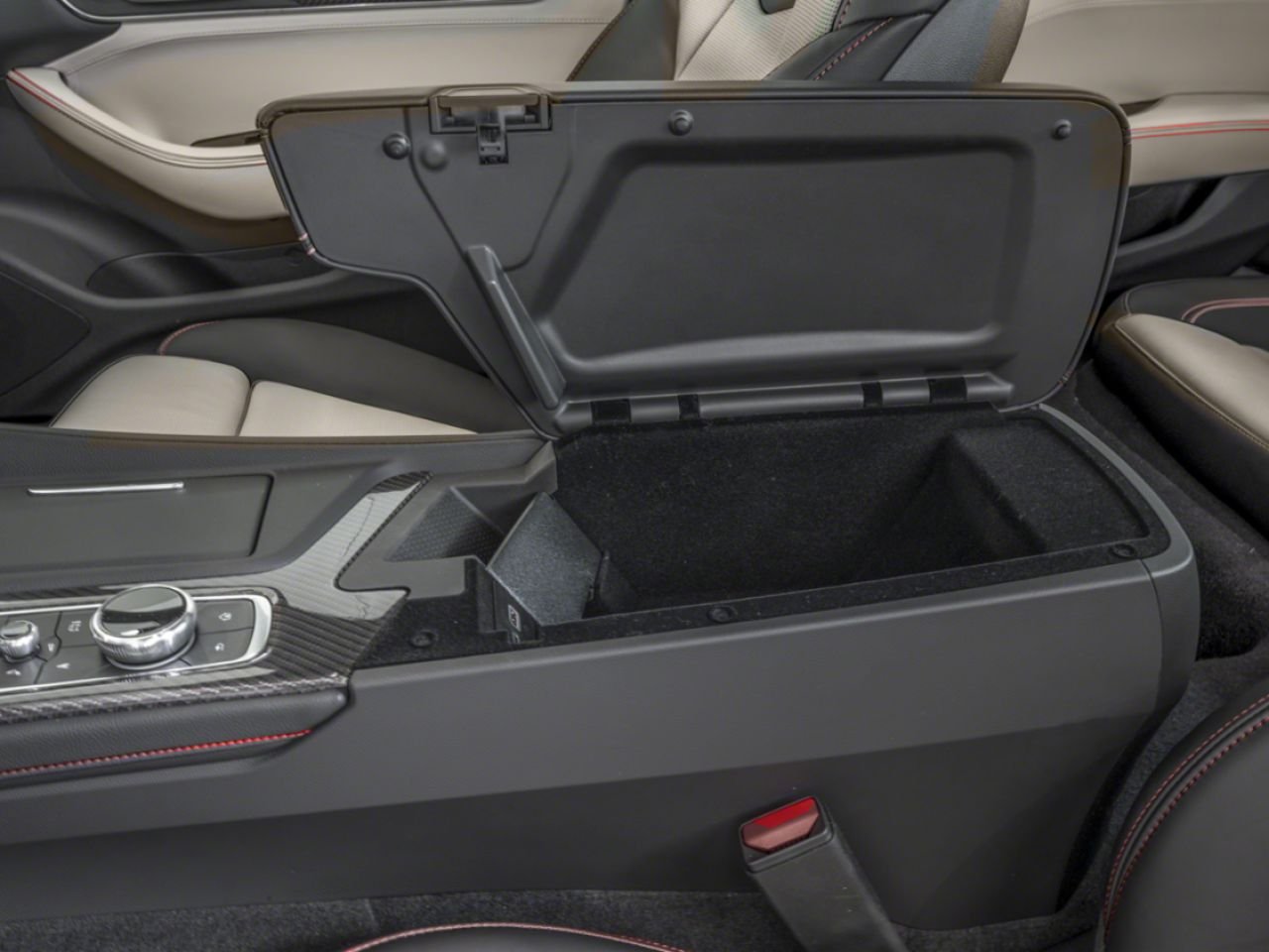 CADILLAC CT5 CT5 SEDAN 2.0L TWIN-SCROLL TURBO SPORT AWD (1SE) | 26-1041 2026 Noir corbeau Granby - photo #4