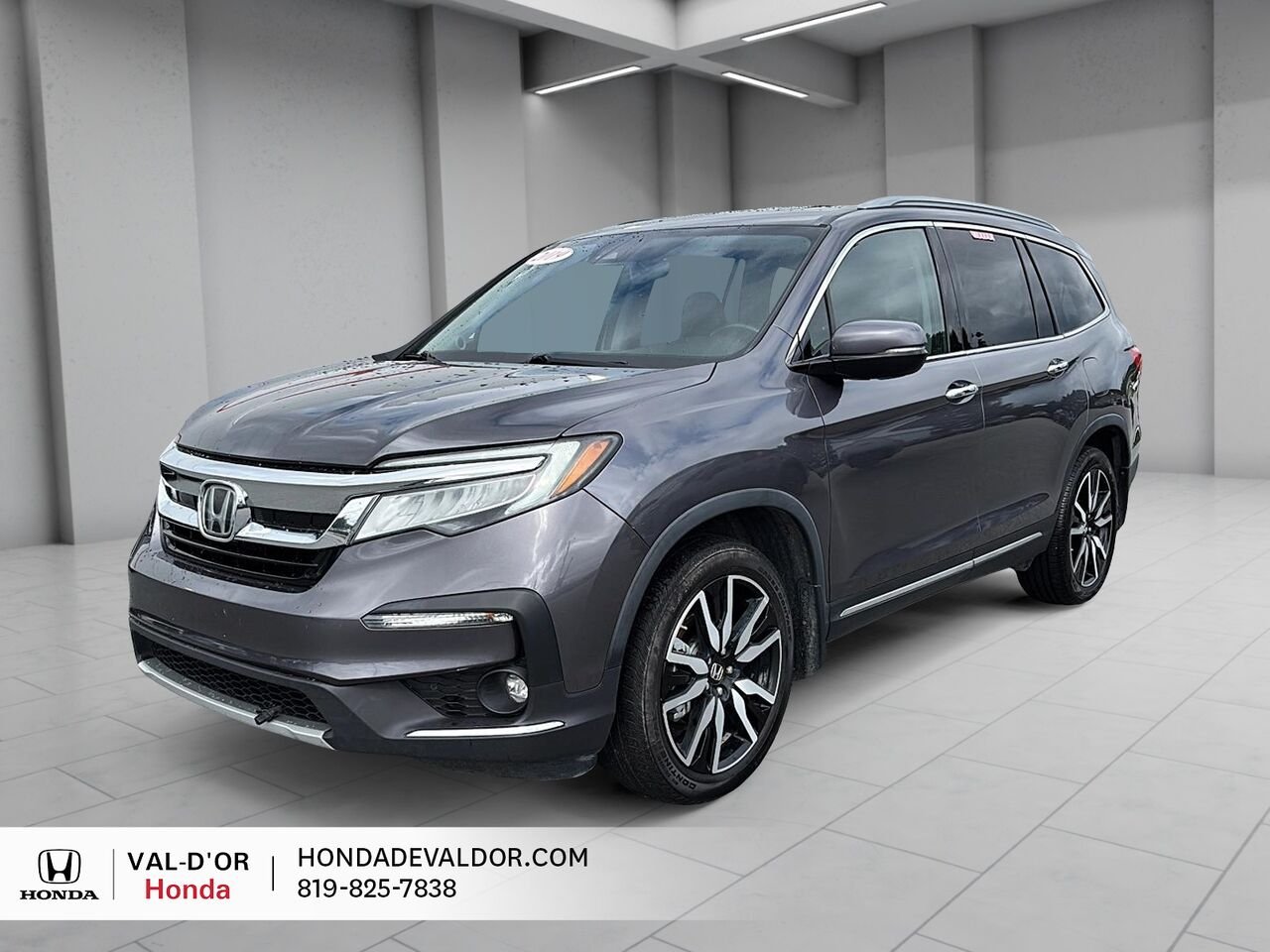2019 Honda Pilot Touring 8 places AWD Grey Val-d'Or - photo #0
