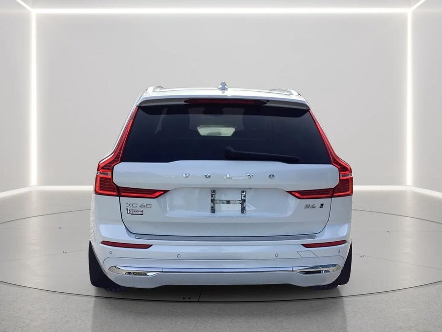 2022 Volvo XC60 B6 Inscription TI White