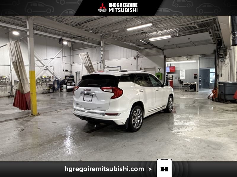 2023 GMC Terrain White Laval - photo #8