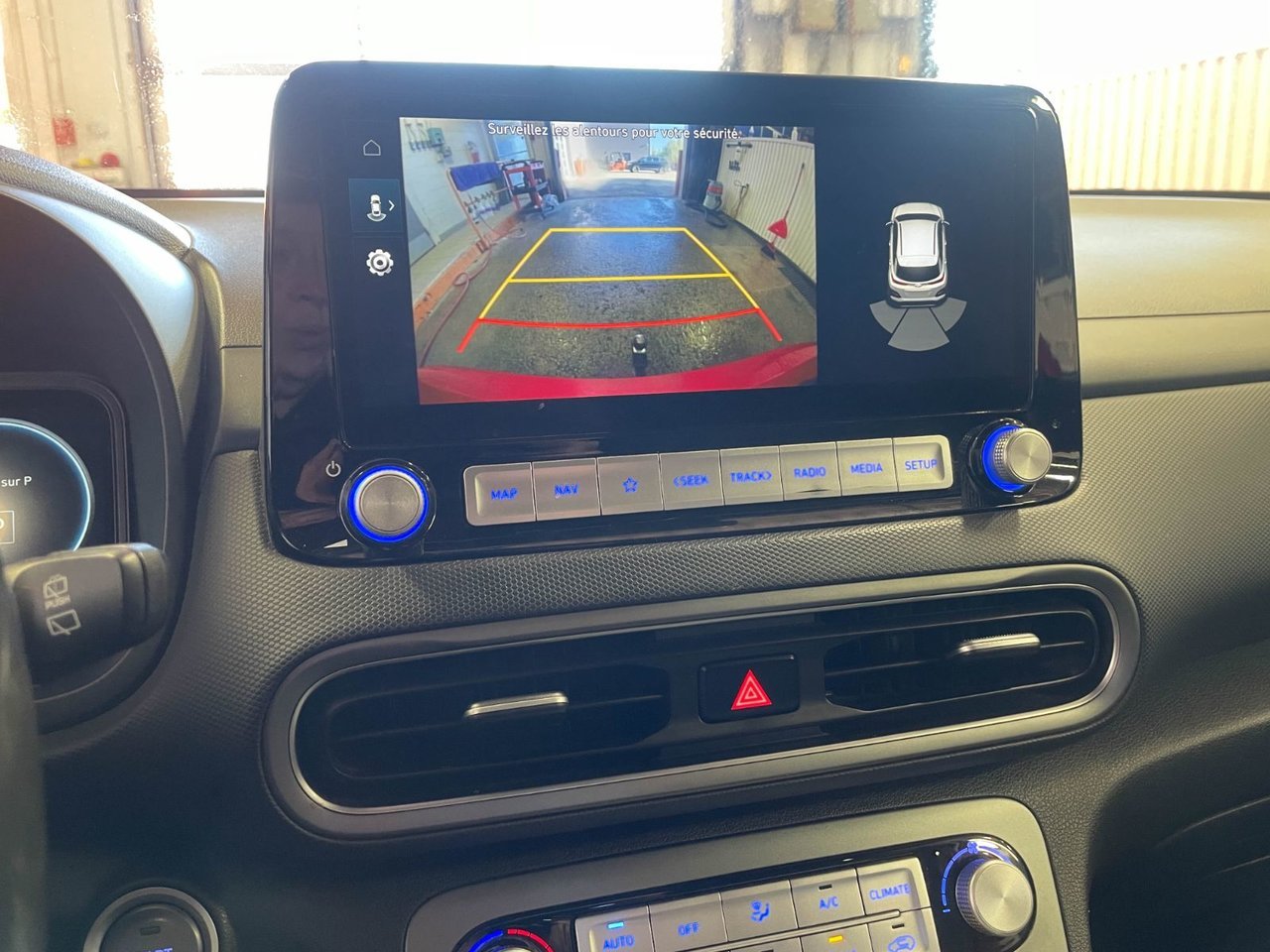 2023 Hyundai Kona Electric PREFERRED *CHARGE RAPIDE* SIEGES CHAUF *REG ADAPT Red Saint-Jérôme - photo #13