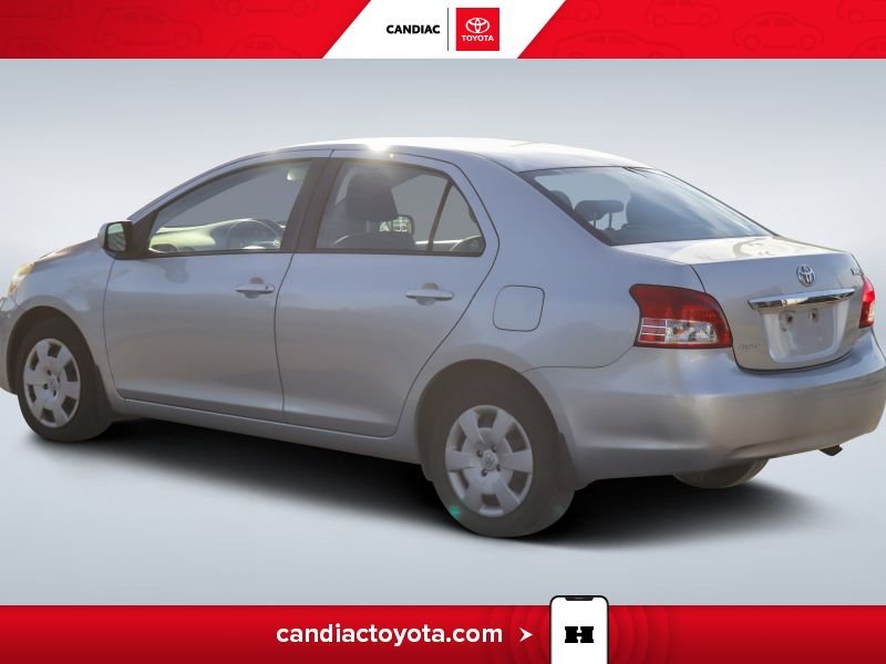 2012 Toyota Yaris Silver Saint-Eustache - photo #5