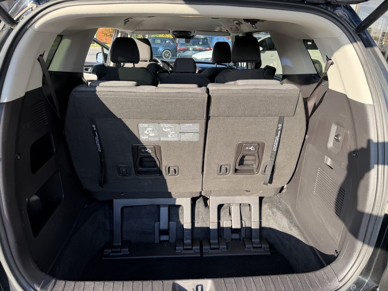 2023 Kia Carnival Black Lac Mégantic - photo #11