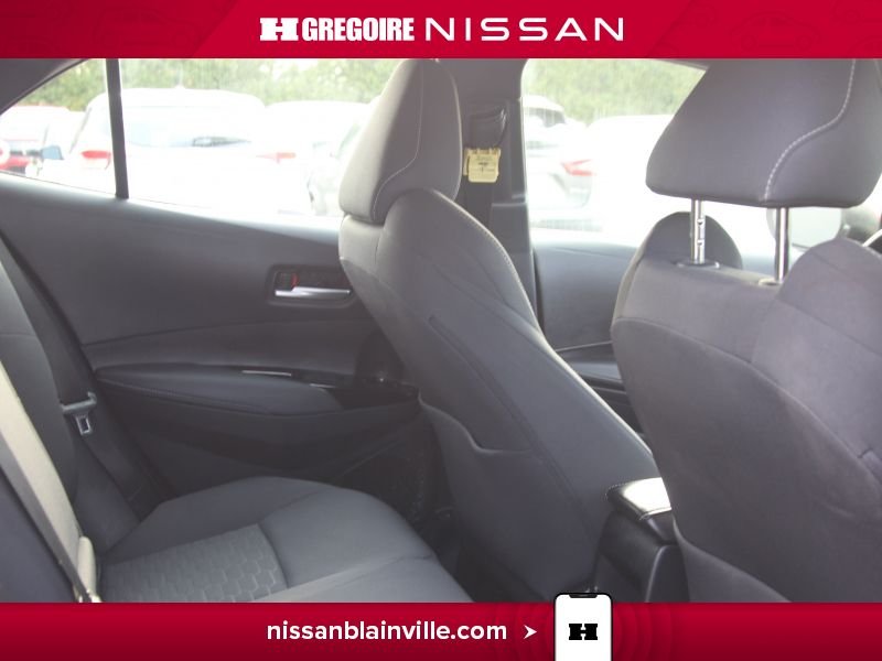 2021 Toyota Corolla Red Saint-Eustache - photo #21
