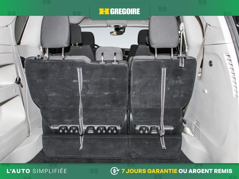 Chrysler Grand Caravan 2024 Noir Laval - photo #19