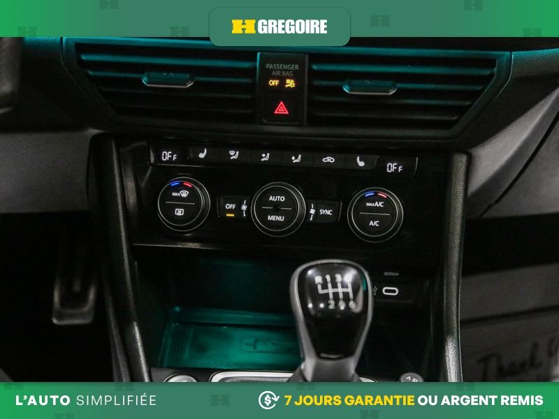 2024 Volkswagen Jetta Grey Blainville - photo #23