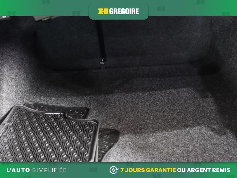Volkswagen Jetta 2019 Gris Blainville - photo #25