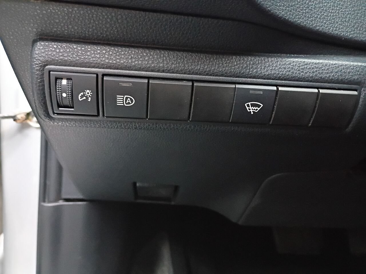 Toyota Corolla 2023 Argent Blainville - photo #19