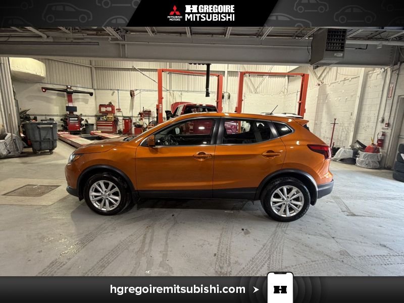 Nissan Qashqai 2017 Orange Saint-Eustache - photo #4