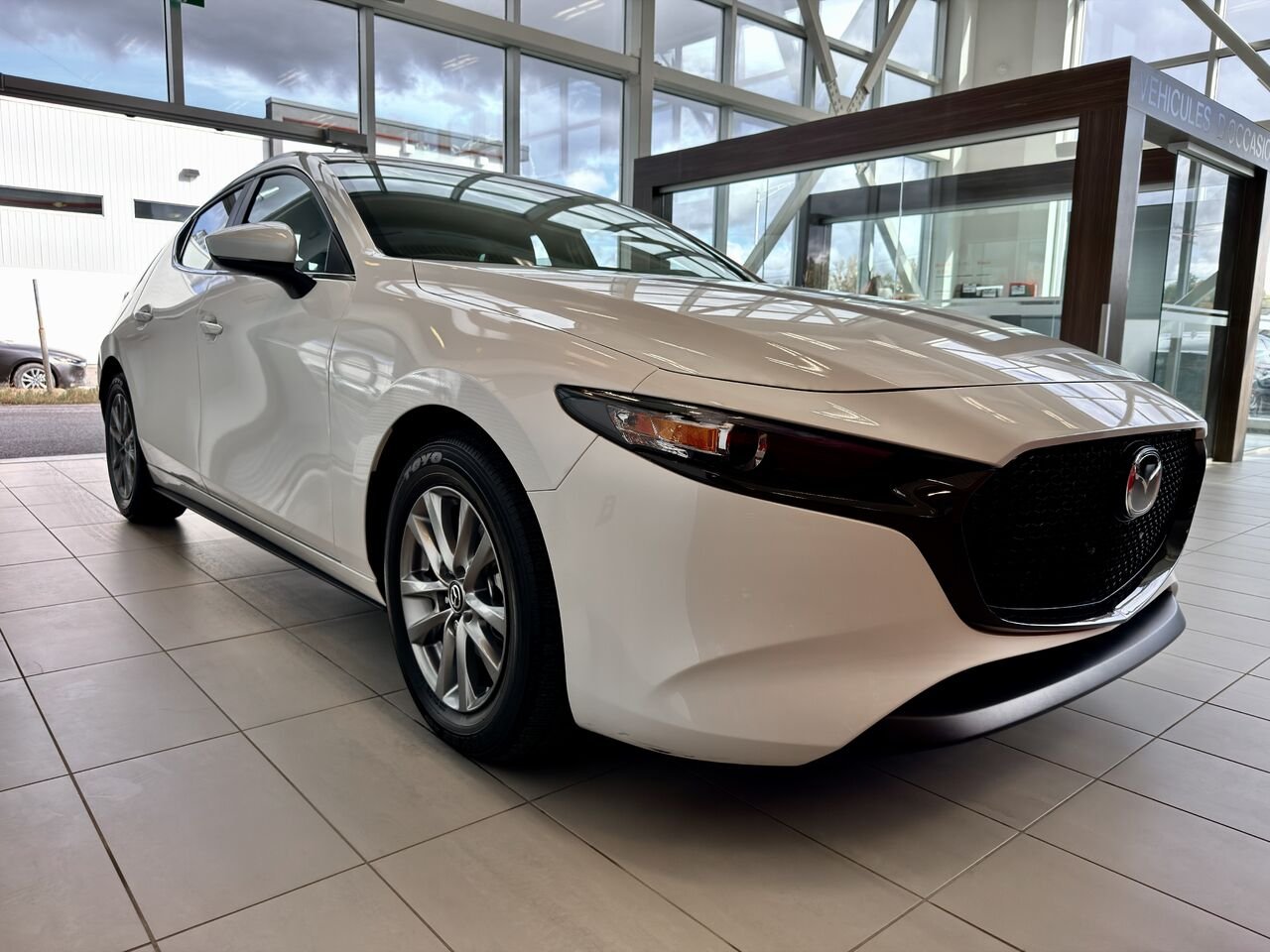 Mazda Mazda3 Sport 2024 Blanc Notre-Dame-des-Prairies - photo #5