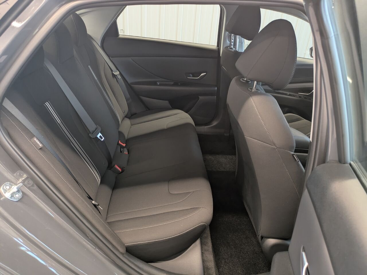 2024 Hyundai Elantra Grey Gatineau - photo #15