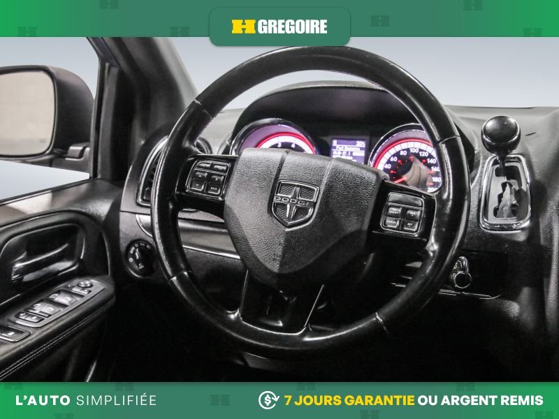 2020 Dodge GR Caravan Blue Laval - photo #19