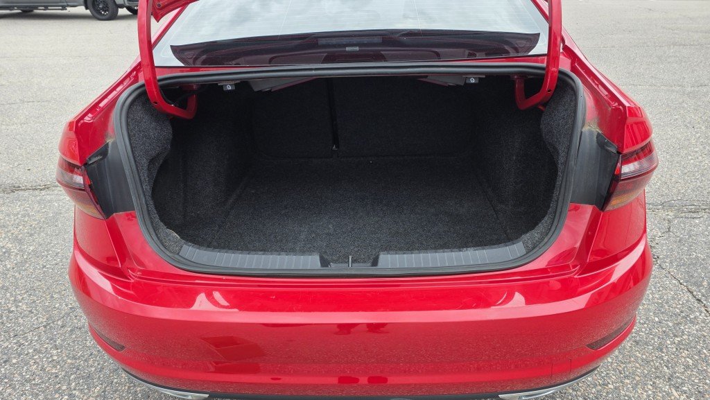 Volkswagen JETTA HIGHLINE 2019 Rouge Mont-Laurier - photo #7