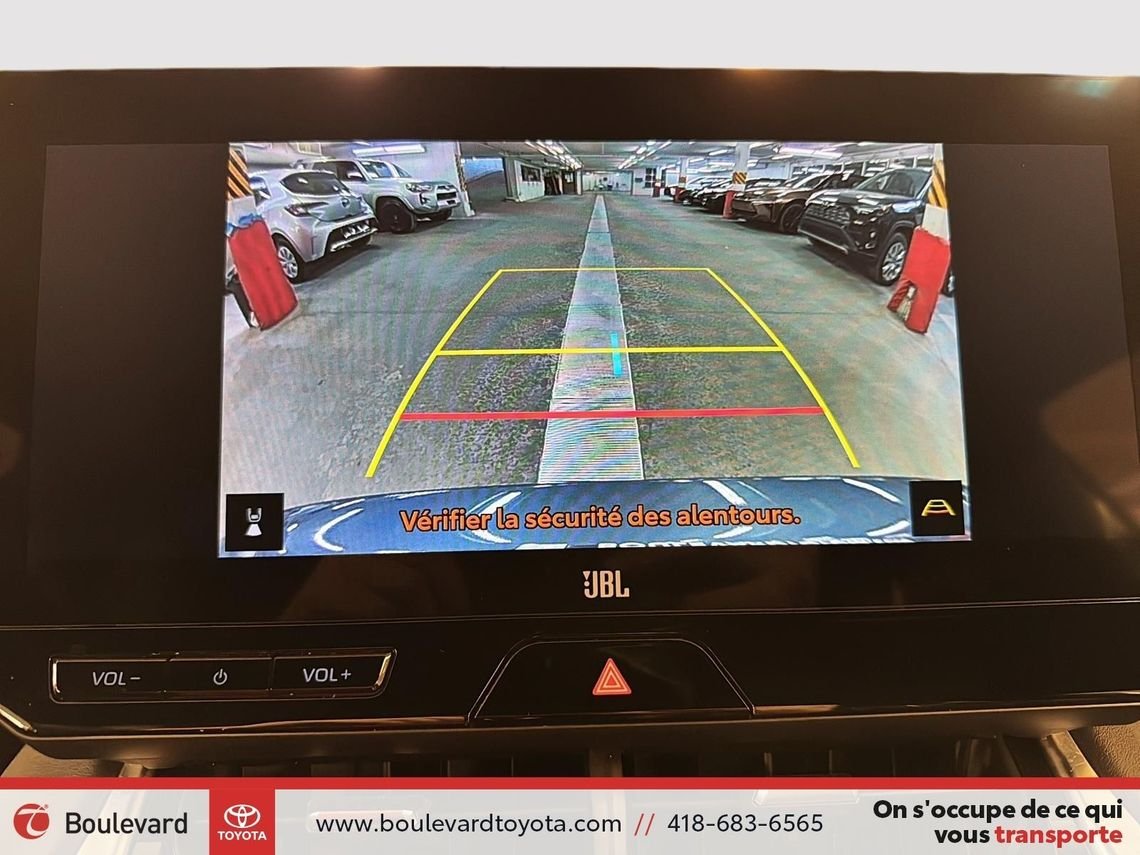 2024 Toyota Venza 98389A-95 | XLE Blue Québec - photo #18