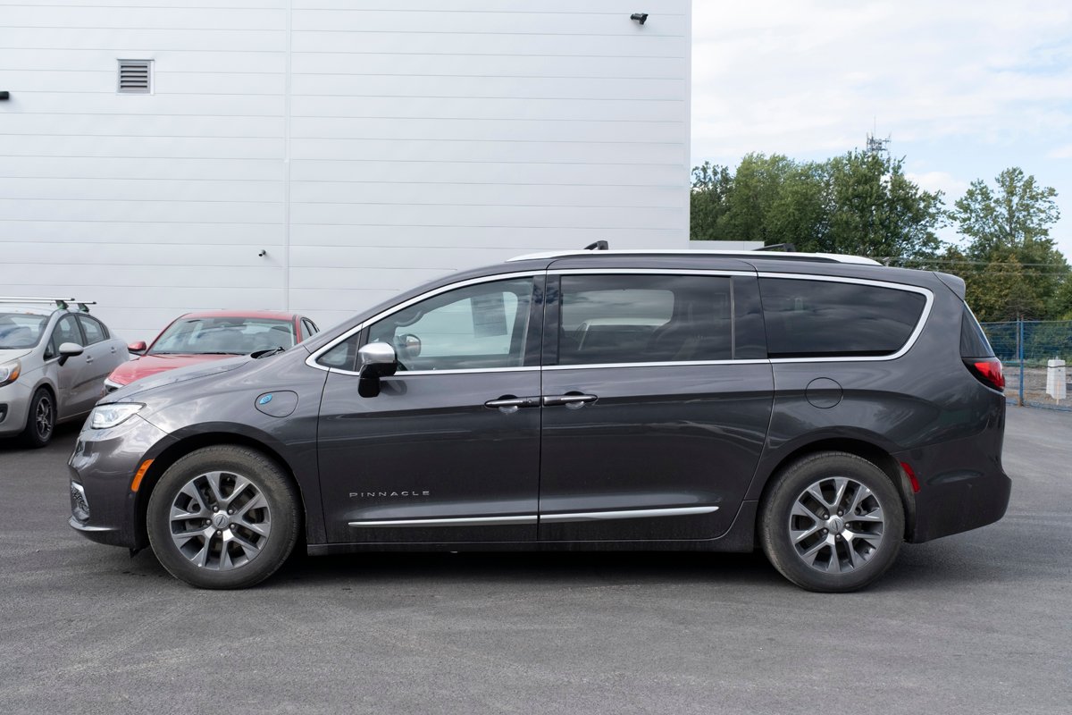 Chrysler Pacifica Hybrid 2023 Gris Gatineau - photo #3