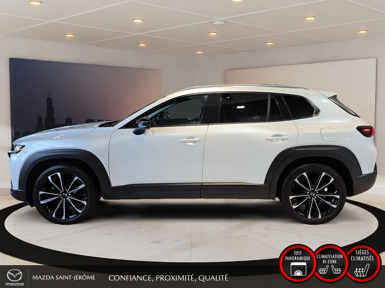 Mazda CX-50 GT | TOIT PANORAMIQUE | CUIR | AWD | 2023 Blanc Saint-Jérôme - photo #10