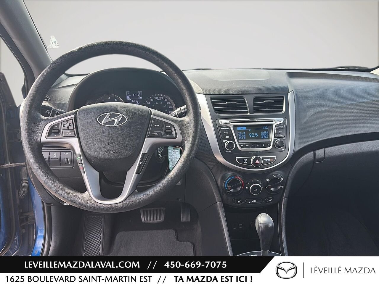 2017 Hyundai Accent SE 5 portes à hayon à transmission automatique Blue Laval - photo #12