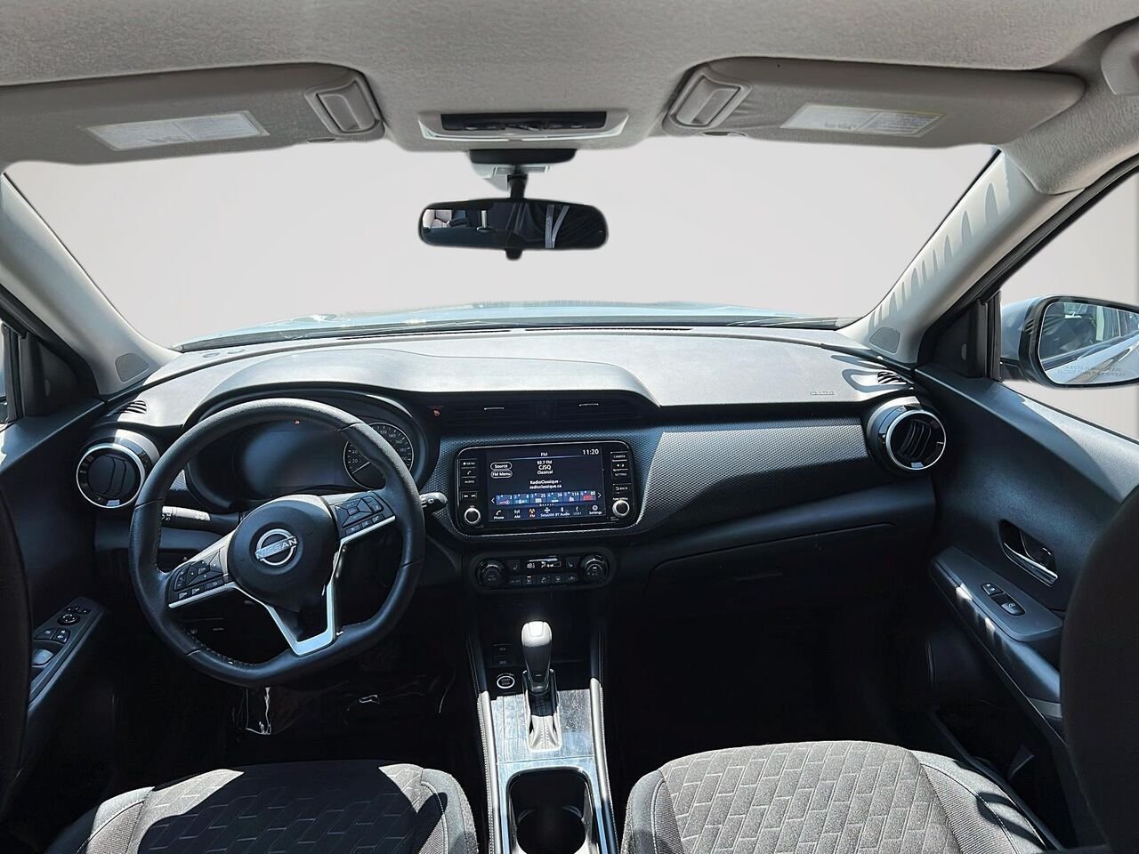 2024 Nissan Kicks SV TA Grey Québec - photo #27