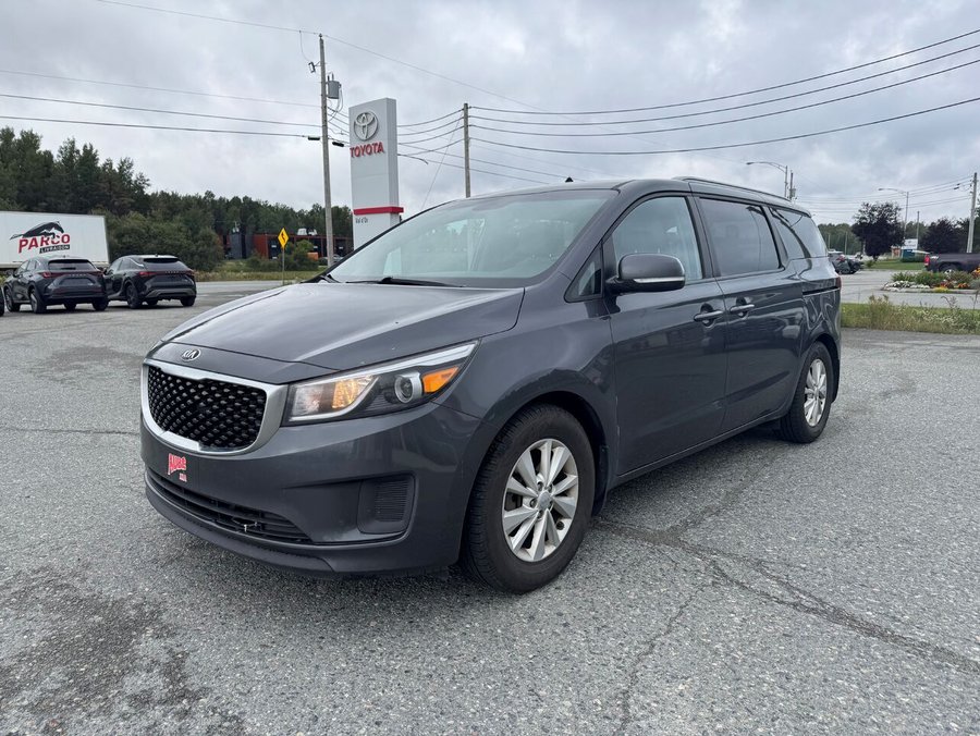 2016 Kia Sedona 2016 Grey