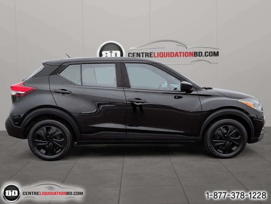 2019 Nissan Kicks S Black