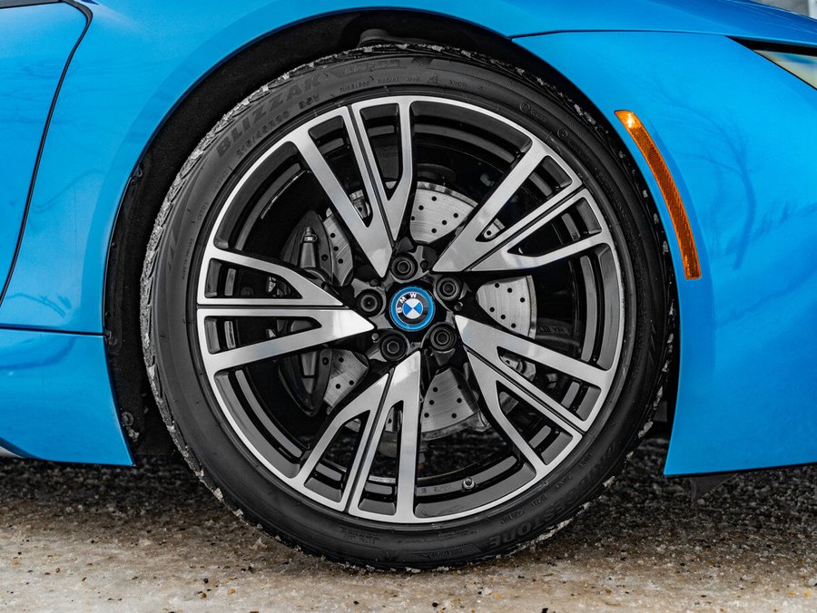 2015 BMW i8 Blue