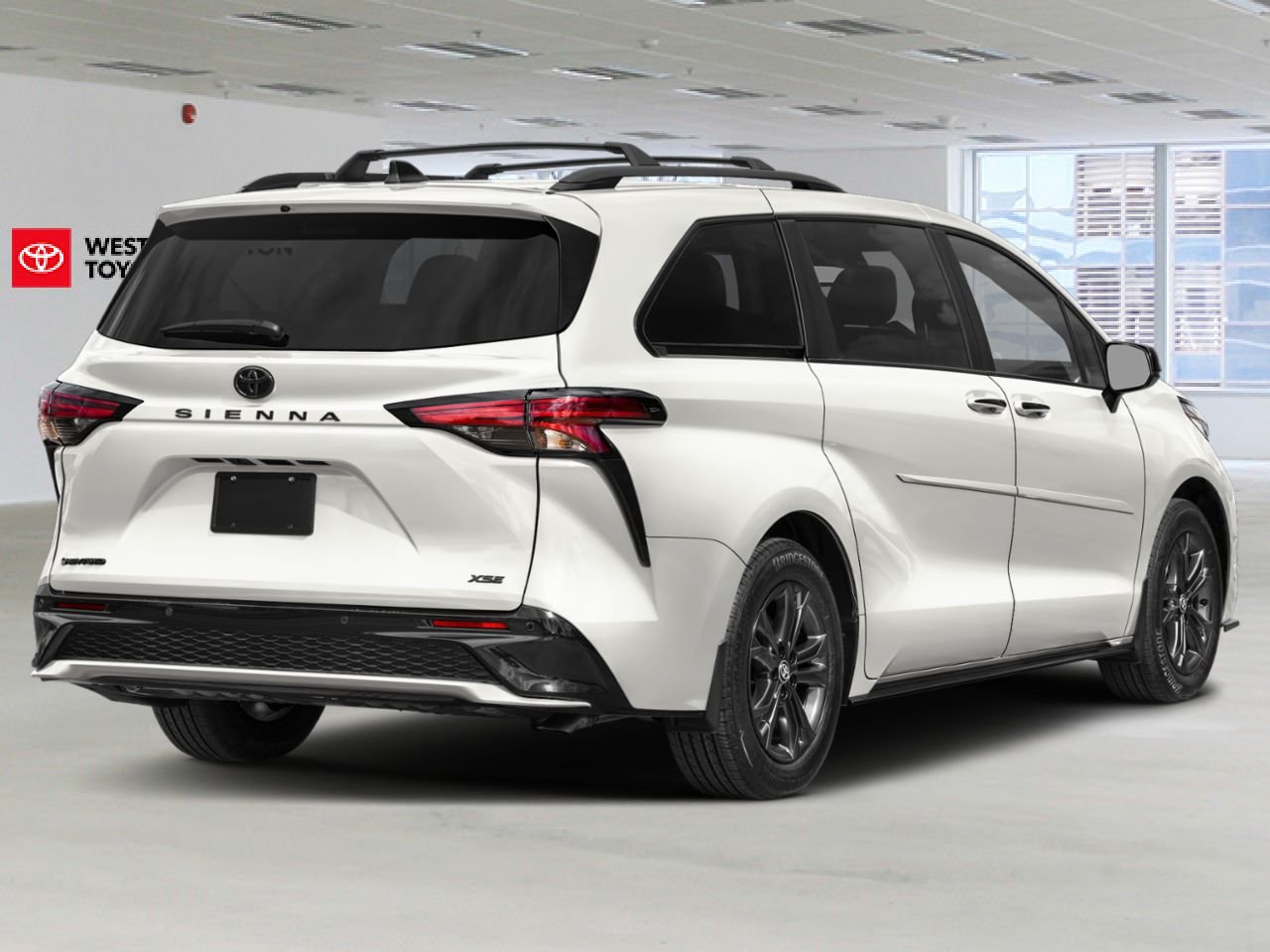 2026 Toyota Sienna 2602547 | XSE | GRKE3C White Edmonton - photo #1
