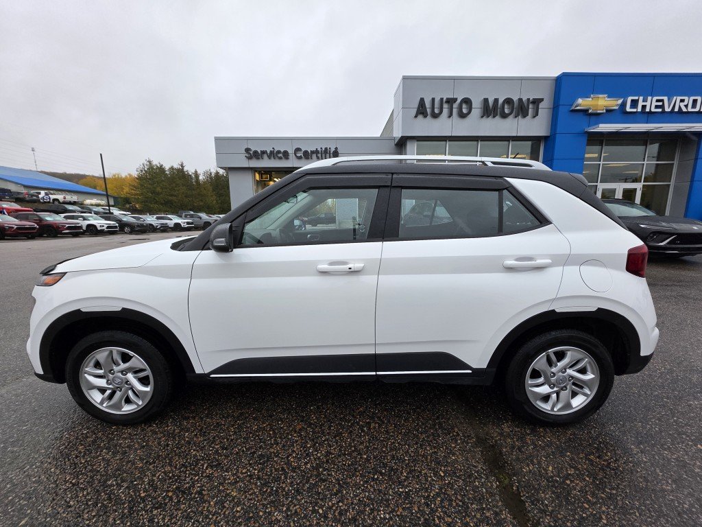 Hyundai Venue Preferred 2024 Blanc Mont-Laurier - photo #39