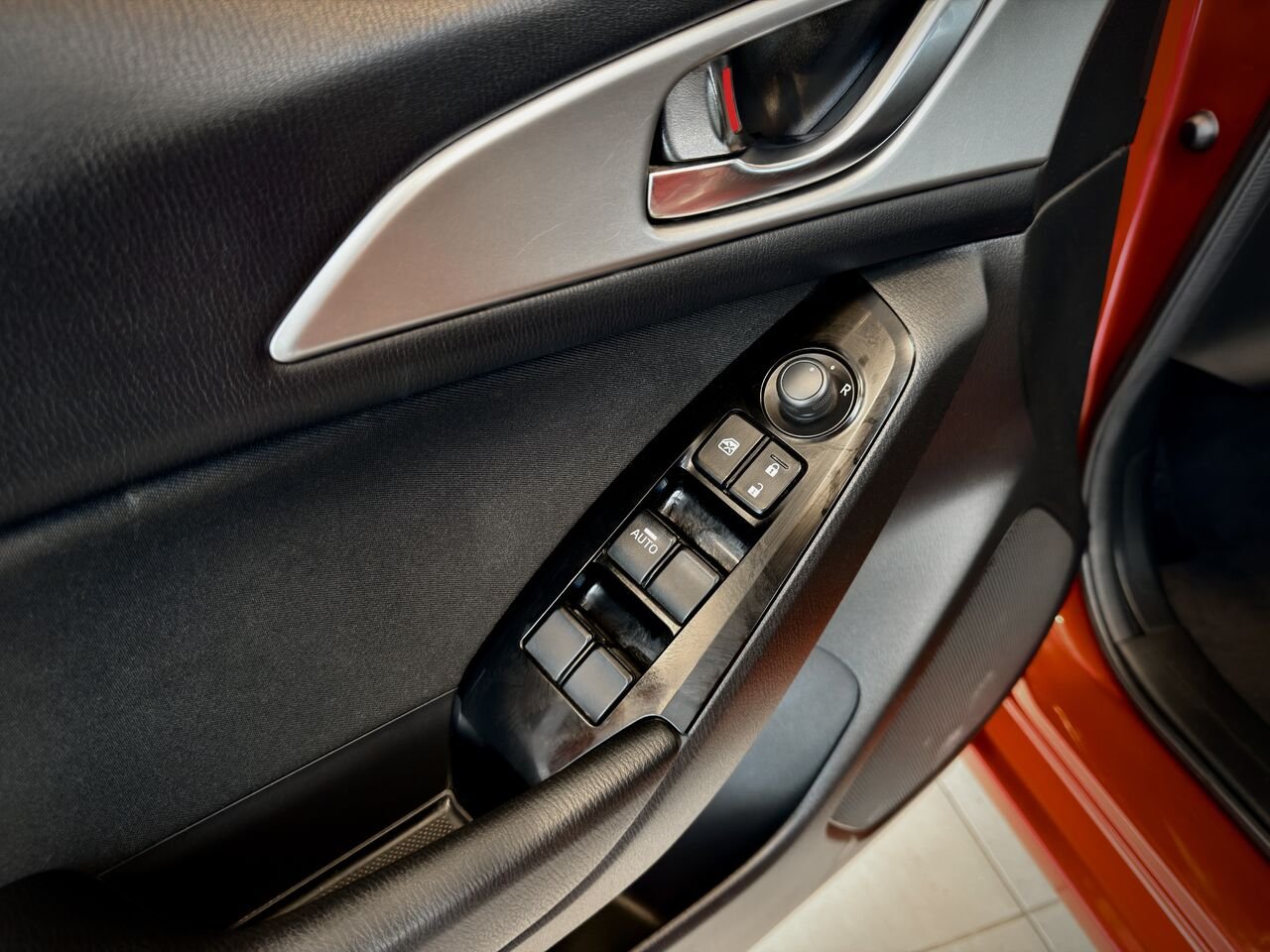 2018 Mazda Mazda3 Red Notre-Dame-des-Prairies - photo #28