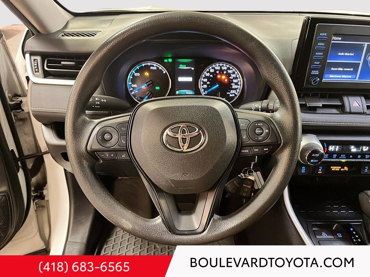 Toyota RAV4 Hybride 100742A-86 | LE, AWD 2022 Blanc Québec - photo #9
