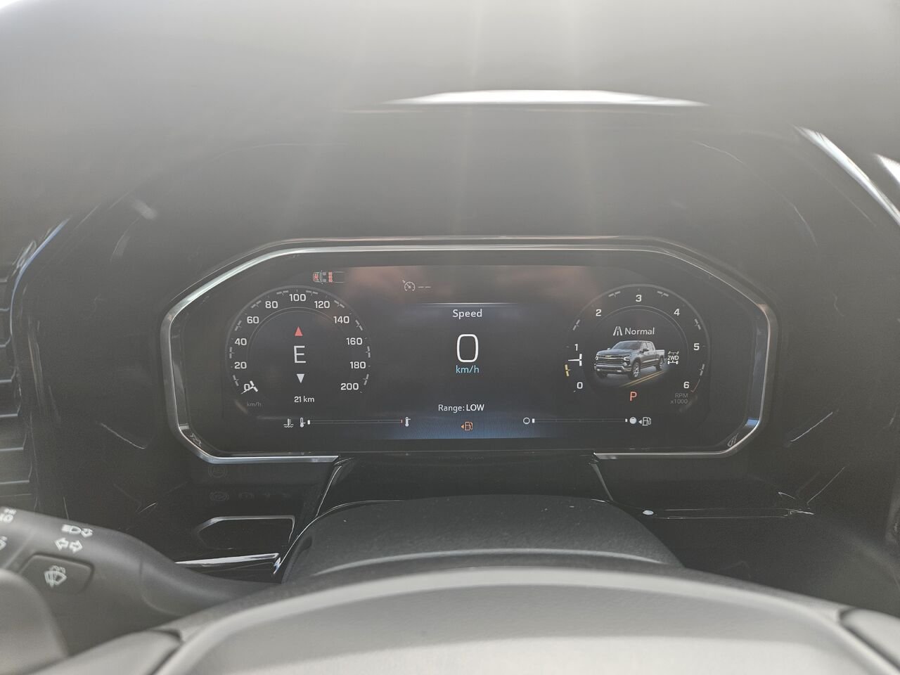 2026 Chevrolet Silverado 1500 LT cabine multiplace 4RM 147 po Black Thetford Mines - photo #7