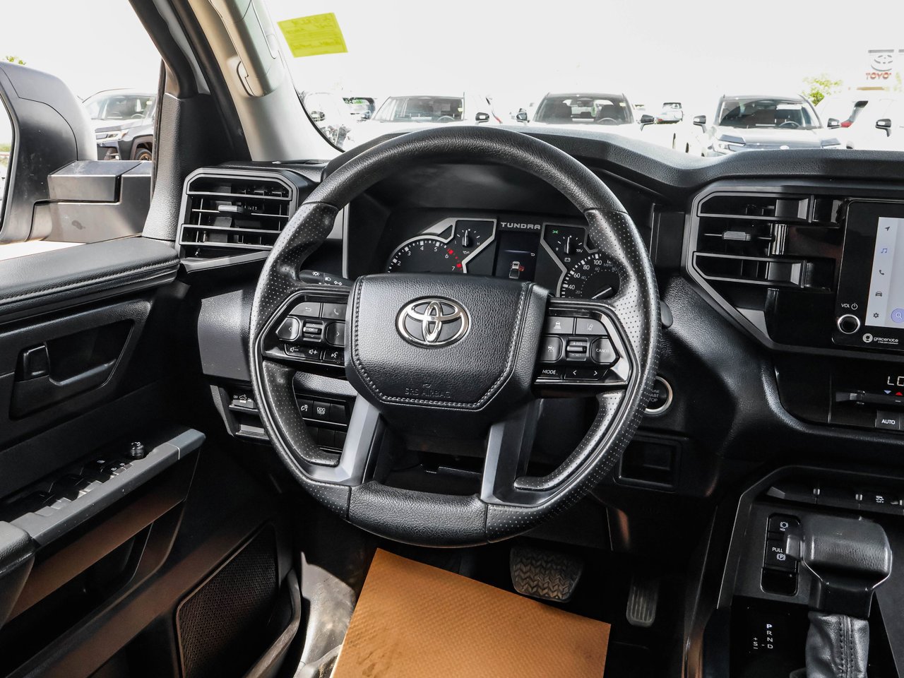 2024 Toyota Tundra 4x4 Crewmax SR White Sherwood Park - photo #17