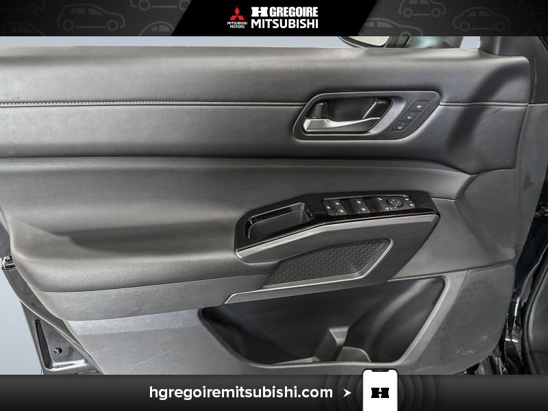 Nissan Pathfinder 2024 Noir Saint-Eustache - photo #12