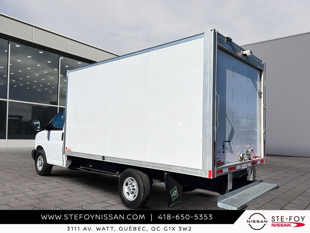2025 Chevrolet Fourgonnette commerciale tronquée Express White Ste-Foy - photo #3