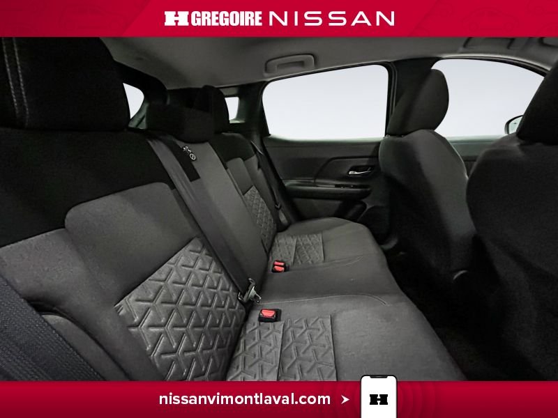 2025 Nissan Kicks Grey Laval - photo #12