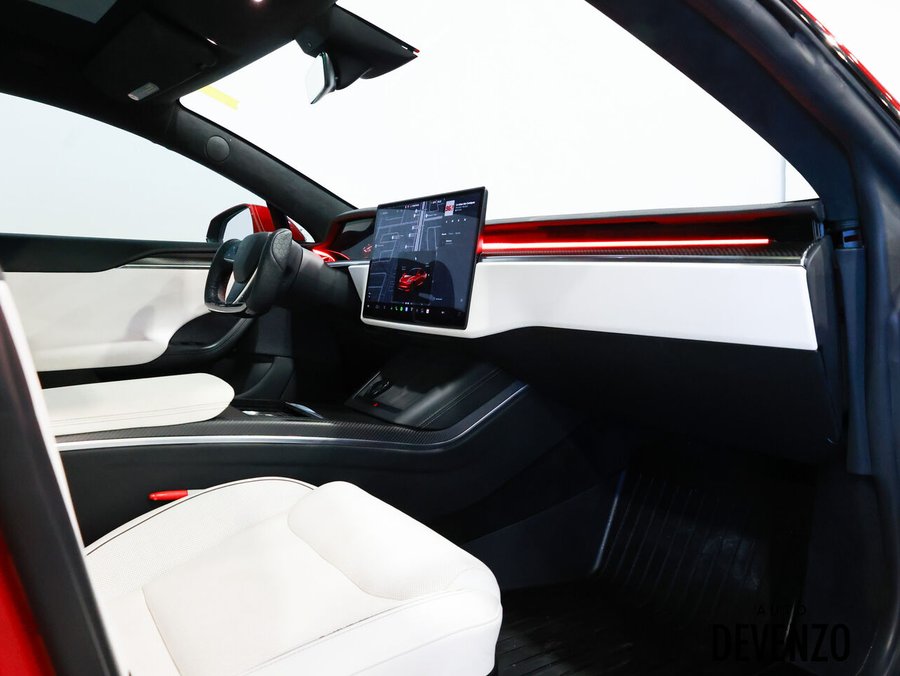 Tesla Model S Plaid 2022 Rouge