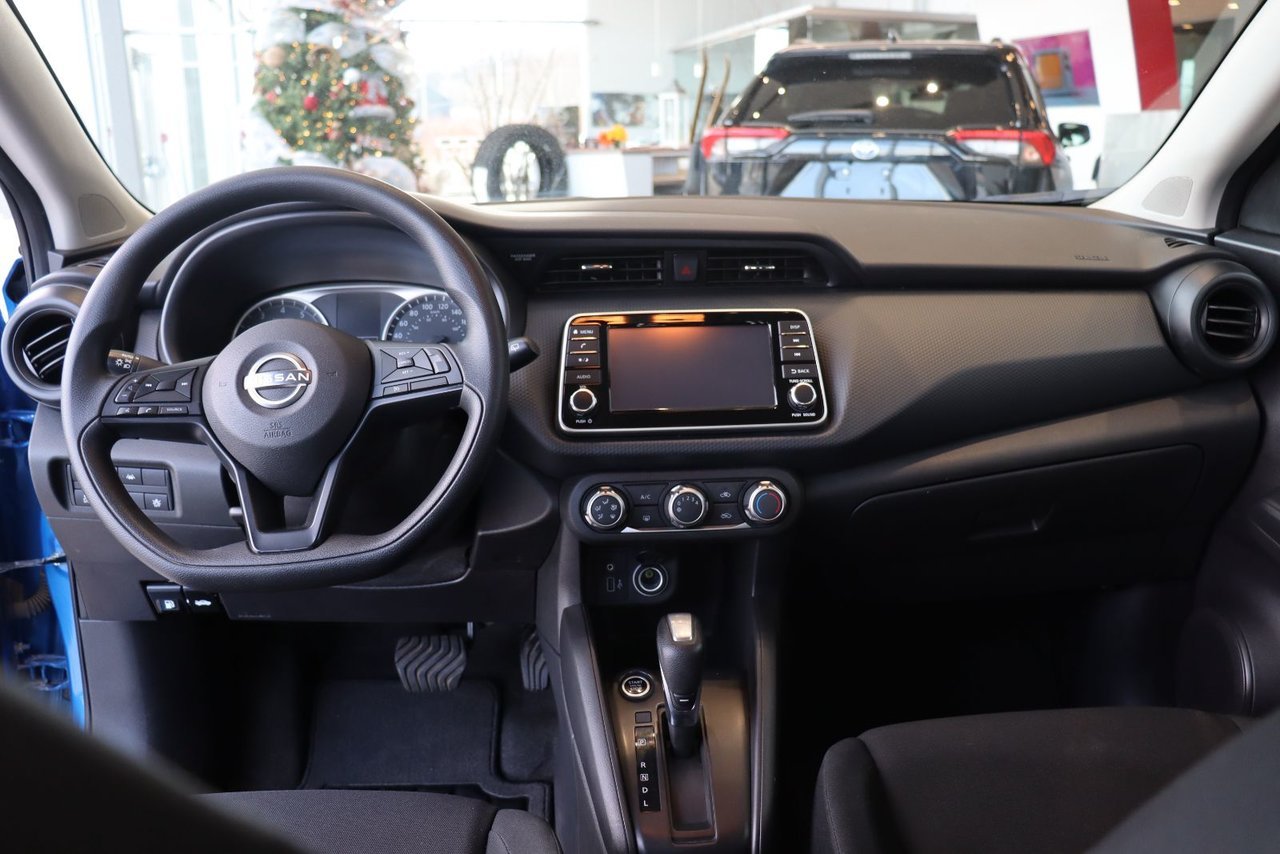 Nissan Kicks S 2023 Bleu Baie-Comeau - photo #15