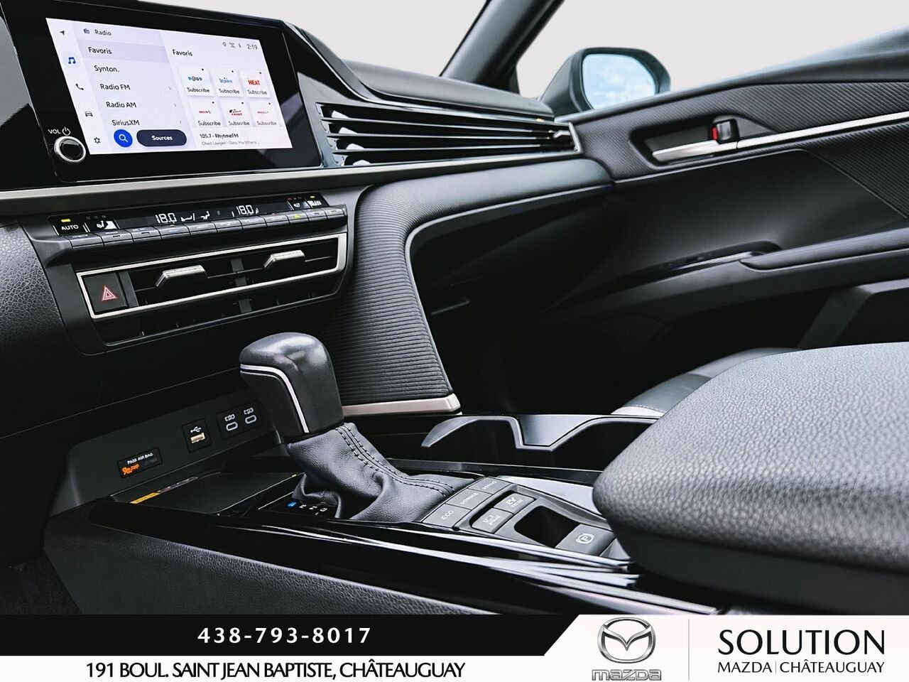 2025 Toyota Camry Grey Châteauguay - photo #9
