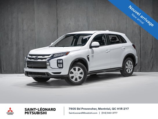 2025 Mitsubishi RVR ES White
